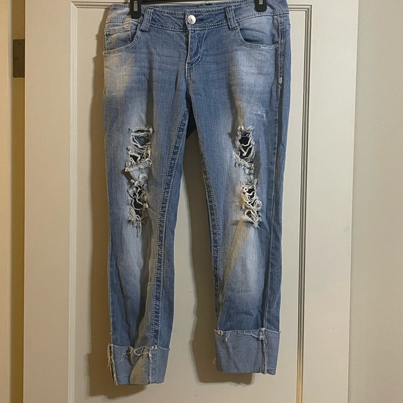 Almost Famous Denim - Almost Famous denim capris with distress. Size 9. Good condition.